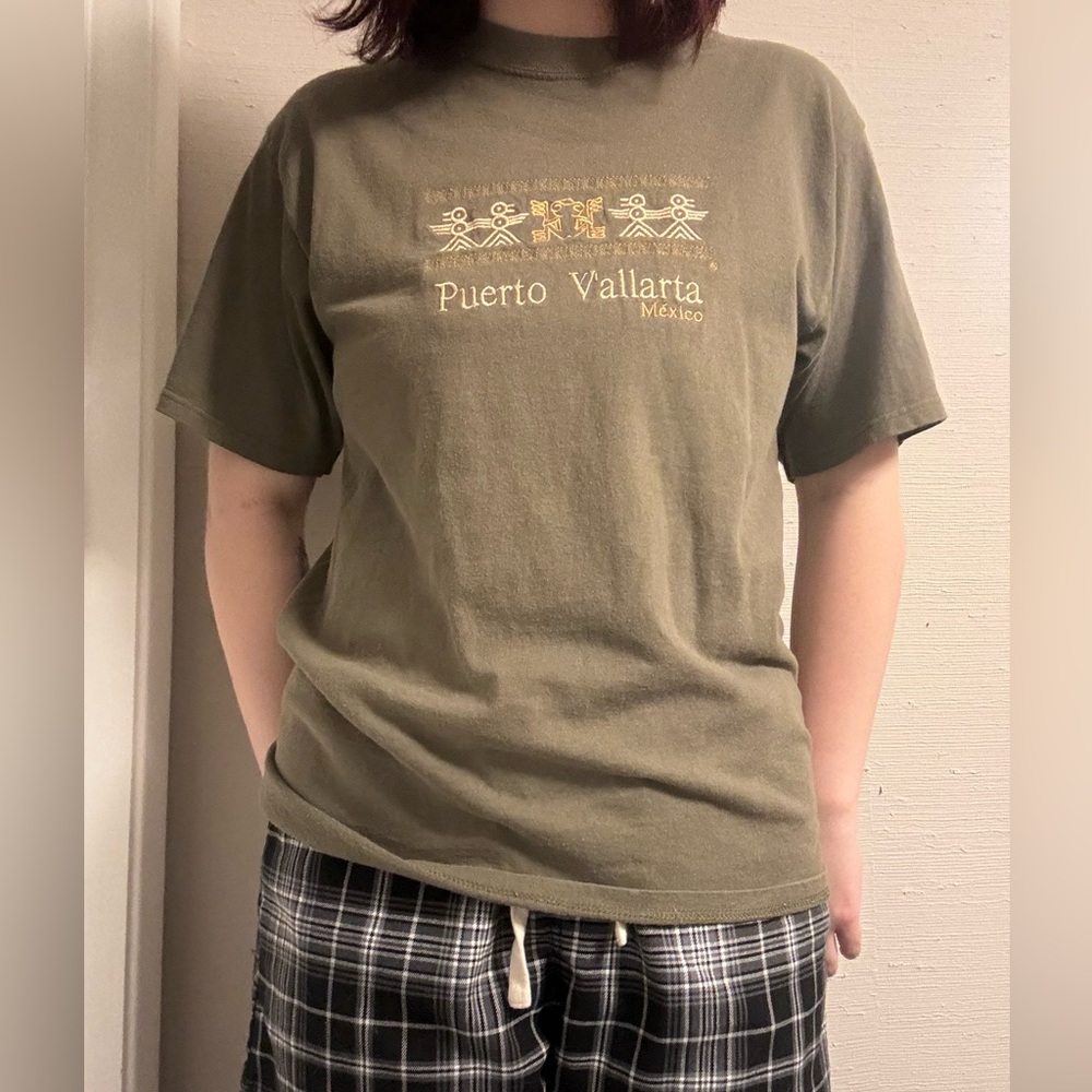 Embroidered t-shirt - Picture 5 of 5